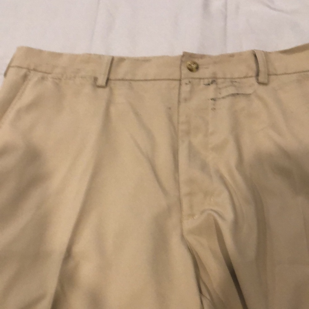 Men Short - Picture 3 of 3